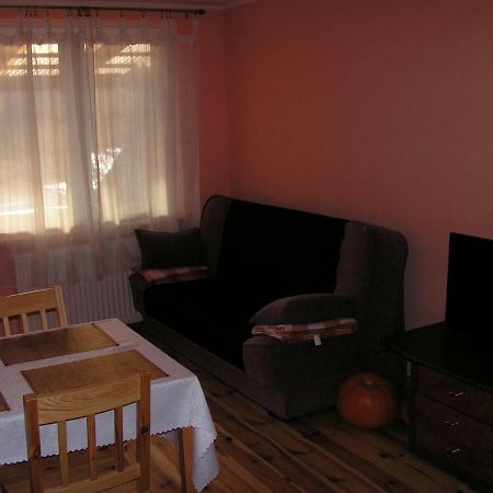Winnica Na Lesnej Polanie Zabor Bagian luar foto